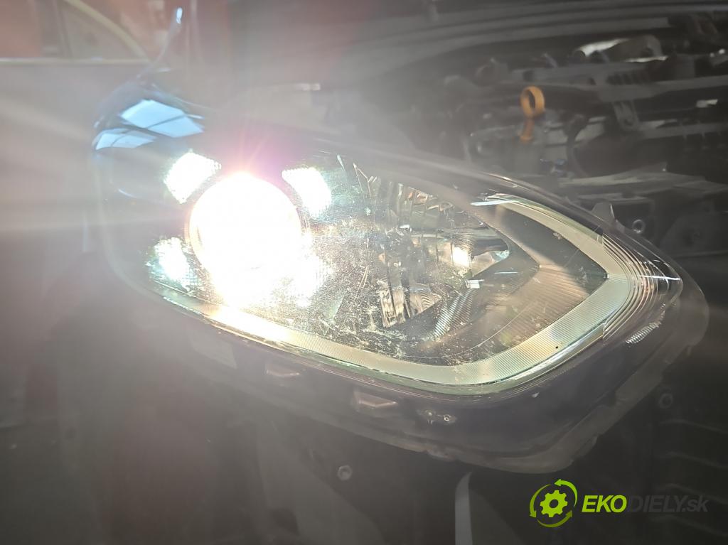 Kia Ceed III 2018- 1.5 160 HP automatic 117.5 kW 1482 cm3 5- Reflektor: pravý 92102J7050 (Svetlo predné pravé)