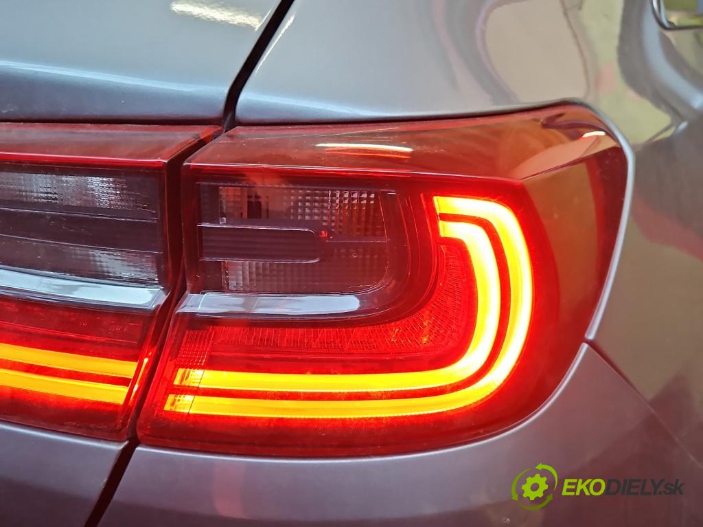 Kia Ceed III 2018- 1.5 160 HP automatic 117.5 kW 1482 cm3 5- svetlo / reflektor zadné pravé 92402J7050 (Kľučka dverí ostatné)
