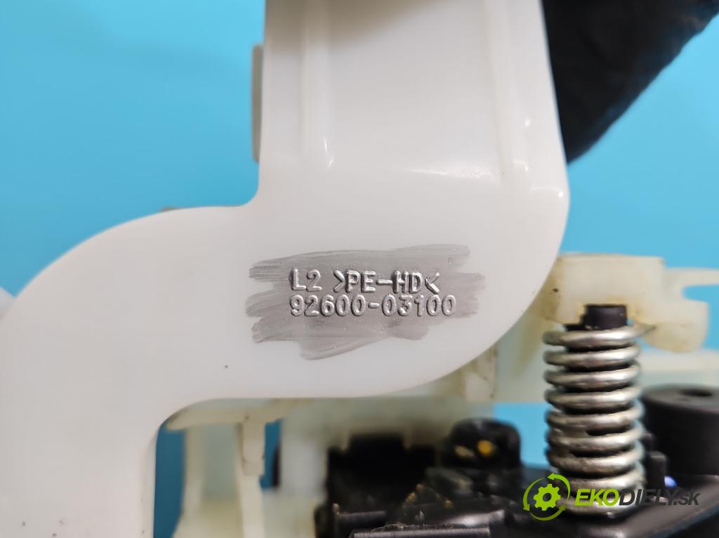 Hyundai Elantra VI 2015-2020 1.6 16V 128 HP automatic 94 kW 1591 cm3 4- rukoväť predné ľavé mimo: 92600-03100 (Kľučka dverí vonkajšia predná ľavá)