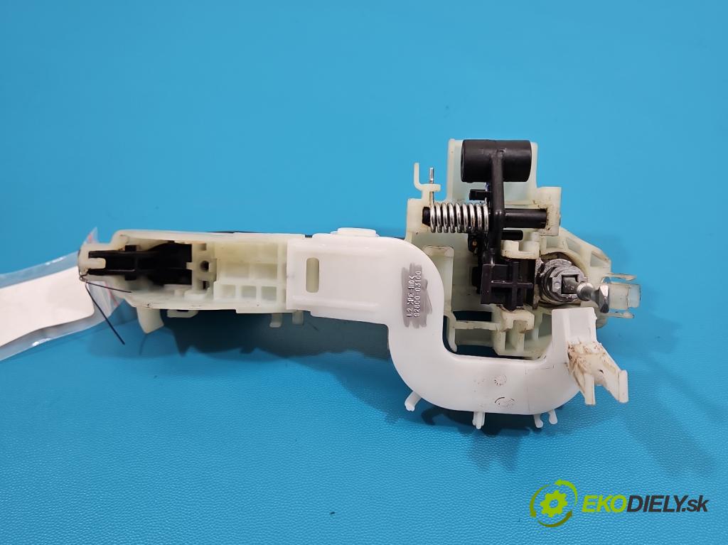 Hyundai Elantra VI 2015-2020 1.6 16V 128 HP automatic 94 kW 1591 cm3 4- rukoväť predné ľavé mimo: 92600-03100 (Kľučka dverí vonkajšia predná ľavá)