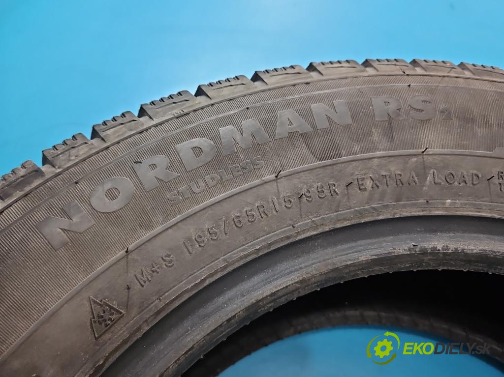 Hyundai Elantra VI 2015-2020 1.6 16V 128 HP automatic 94 kW 1591 cm3 4- pneumatika zimné 4ks komplet