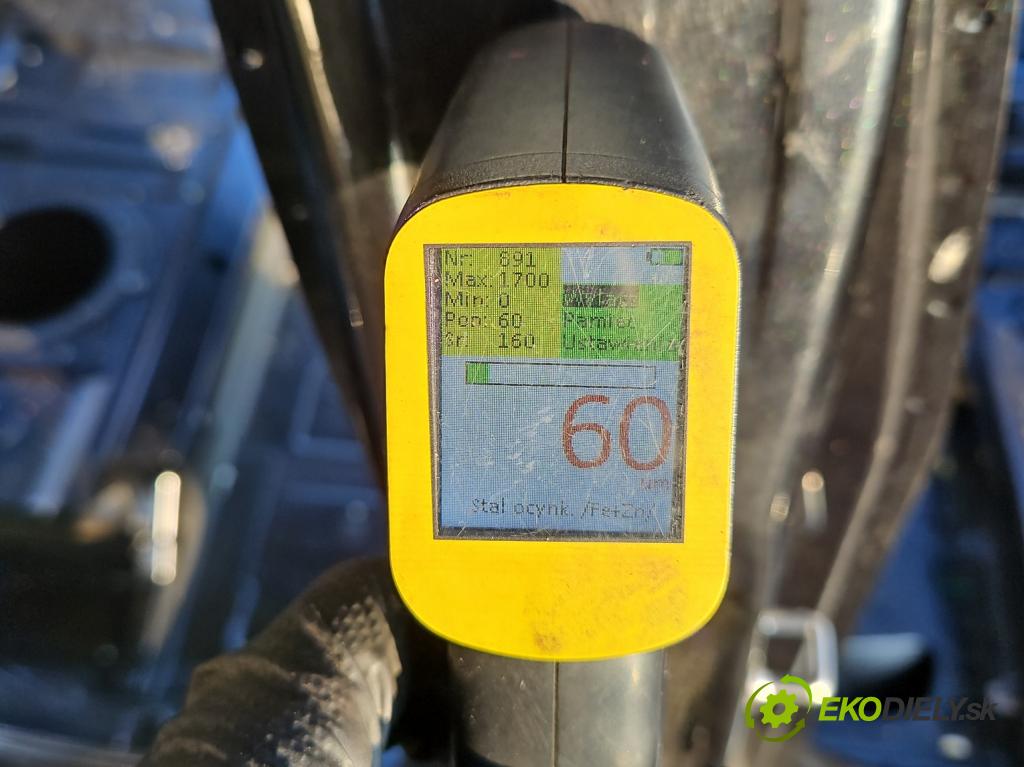 Bmw X6 E71 2007–2014 3.0d 306KM automatic 225 kW 2993 cm3 5- práh pravý  (Karoserie ostatní)