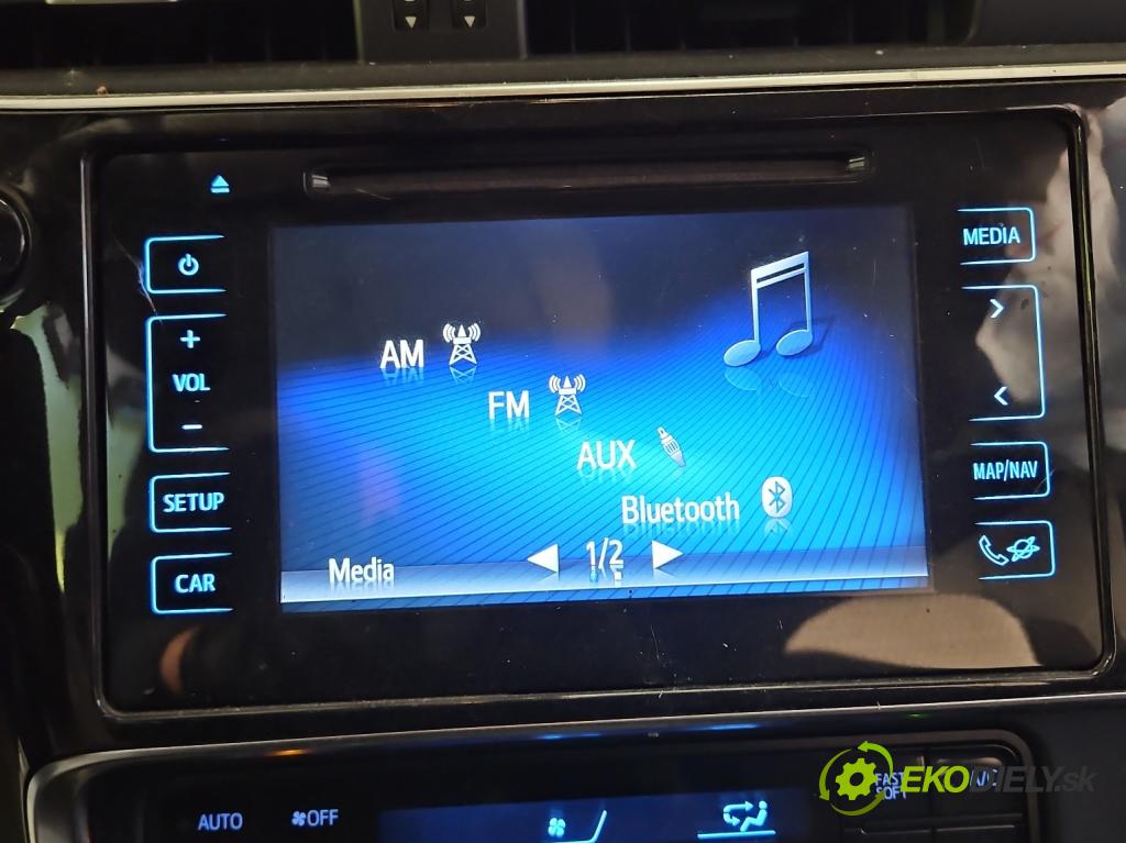 Toyota Auris II 2012-2018 1.8 hybrid 99 HP automatic 73 kW 1798 cm3 5- Radio originál 86140-02360