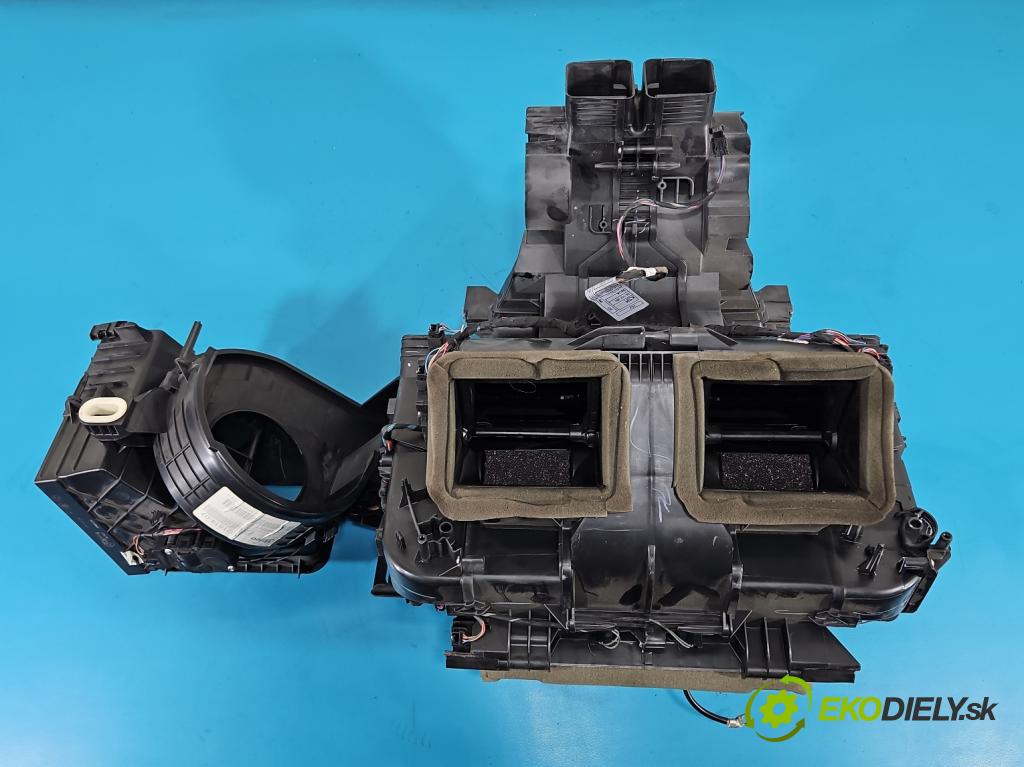 Bmw X6 E71 2007–2014 3.0d 306KM automatic 225 kW 2993 cm3 5- radiátor 9221614-07 (Radiátor topení)