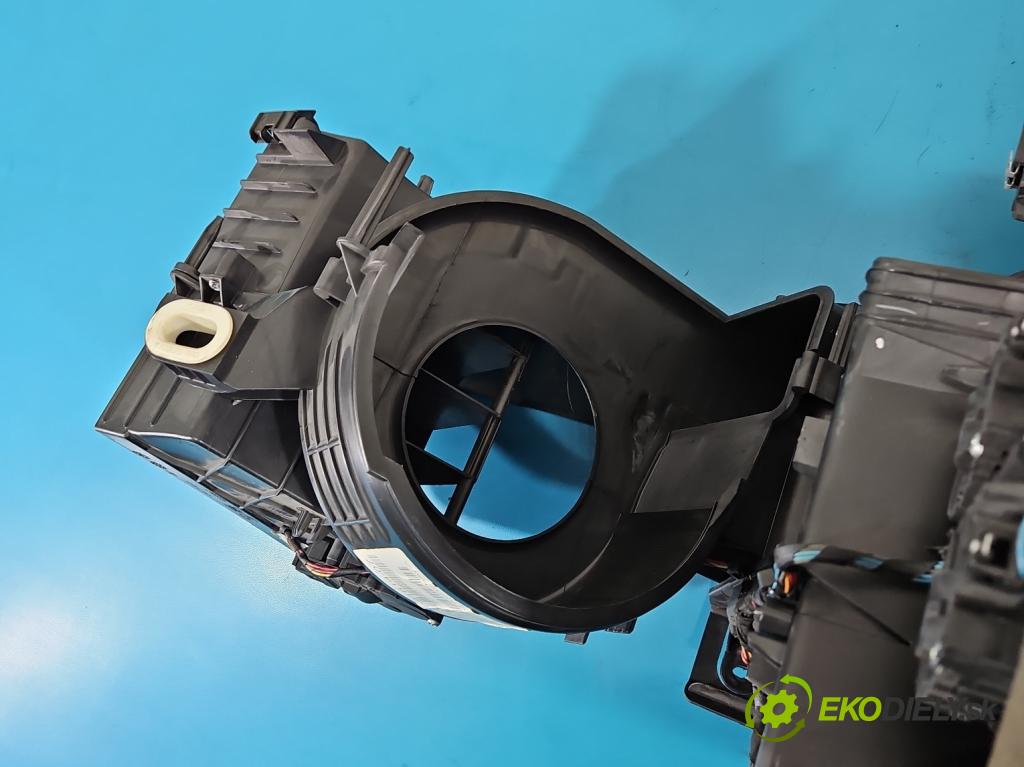 Bmw X6 E71 2007–2014 3.0d 306KM automatic 225 kW 2993 cm3 5- radiátor 9221614-07 (Radiátor topení)