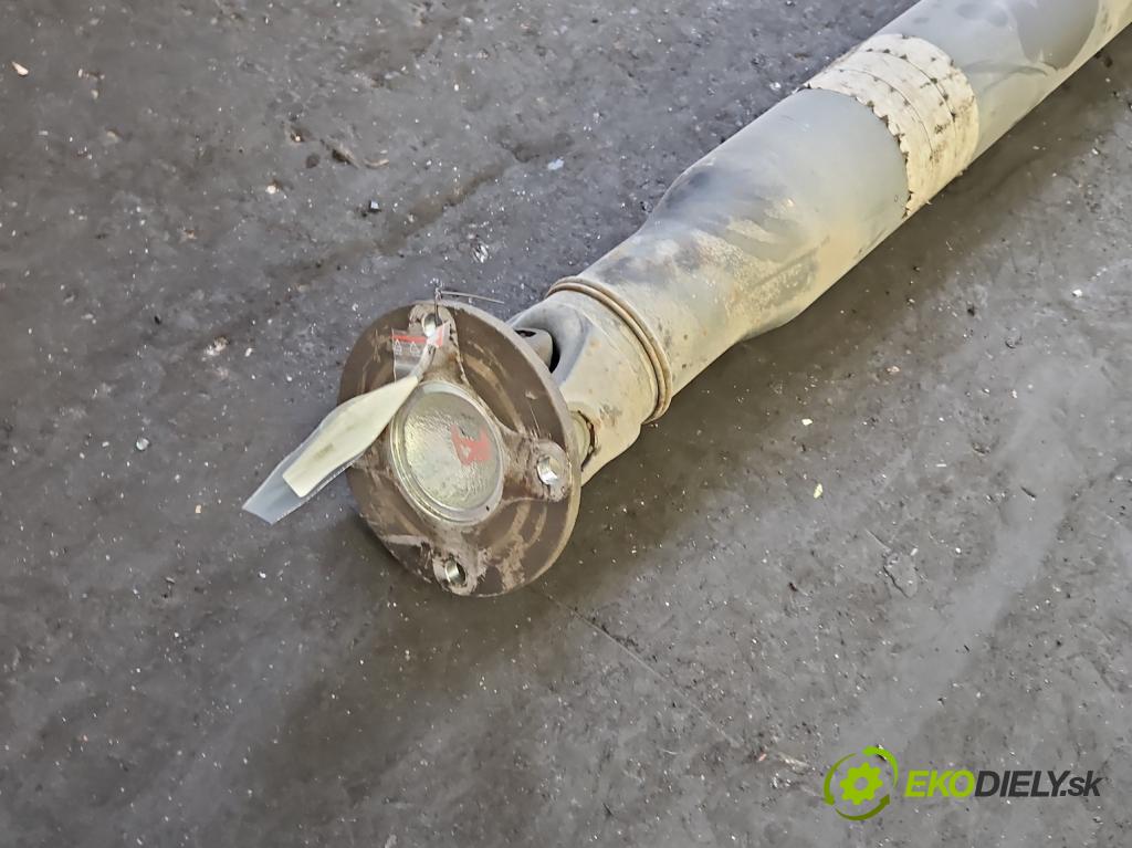 Vw LT II 1996-2006 2.5 tdi 109 HP manual 80 kW 2461 cm3 5- Hřídel: zadné  (Kardaňový hriadeľ)