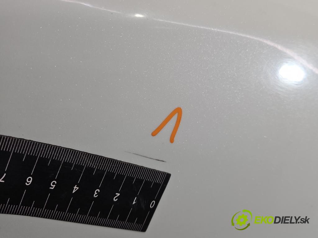 Renault Megane III 2008-2016 1.4 TCE: 131 HP manual 96 kW 1397 cm3 5- blatník predné pravý  (Kľučka dverí ostatné)