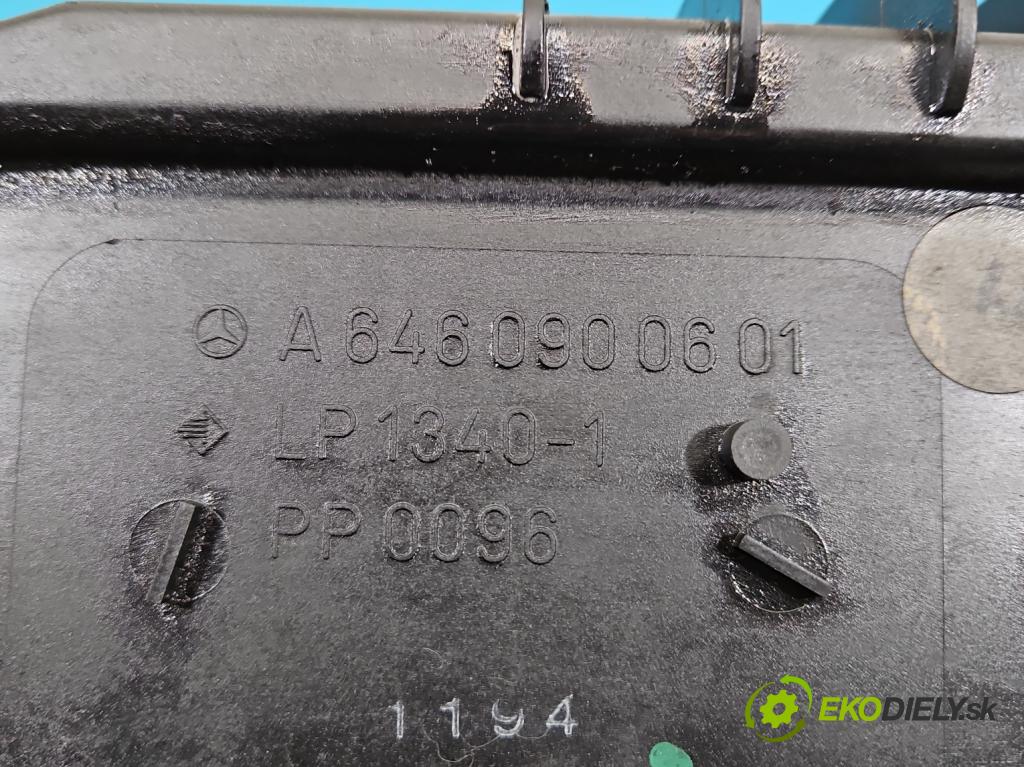 Mercedes E W211 2002-2009 2.7 cdi 177 HP automatic 130 kW 2685 cm3 4- obal filtra vzduchu A6460900601 (Obal vzduchového filtra)