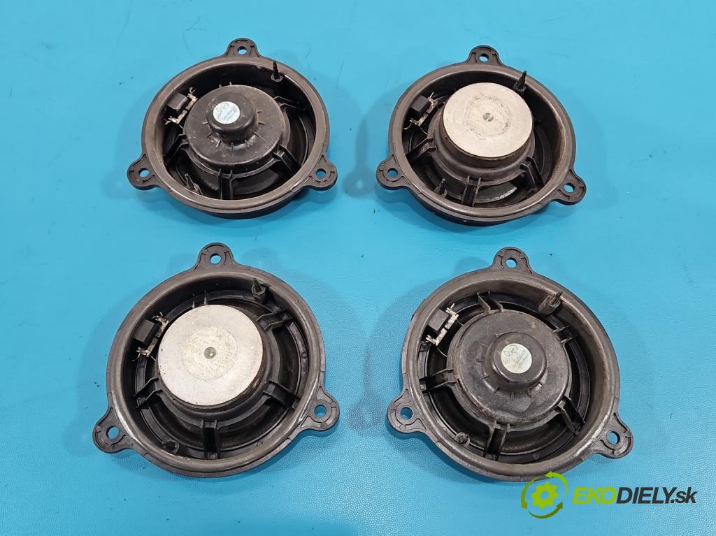 Renault Megane III 2008-2016 1.4 TCE: 131 HP manual 96 kW 1397 cm3 5- reproduktory komplet 281440002R