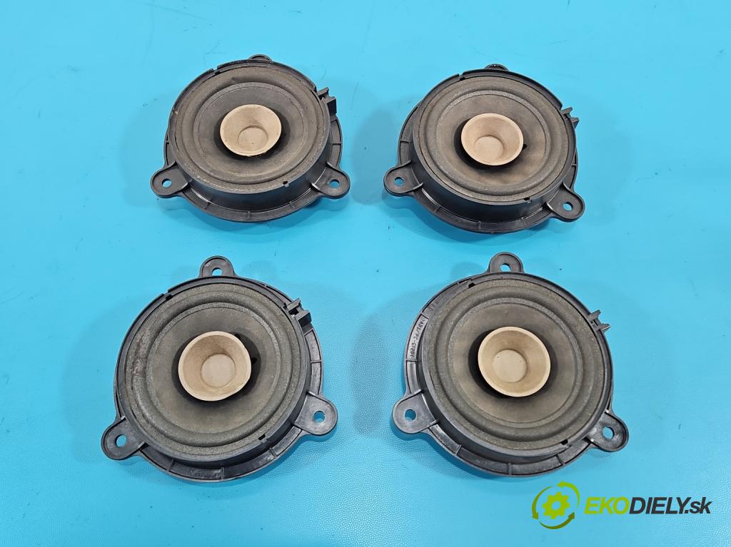 Renault Megane III 2008-2016 1.4 TCE: 131 HP manual 96 kW 1397 cm3 5- reproduktory komplet 281440002R