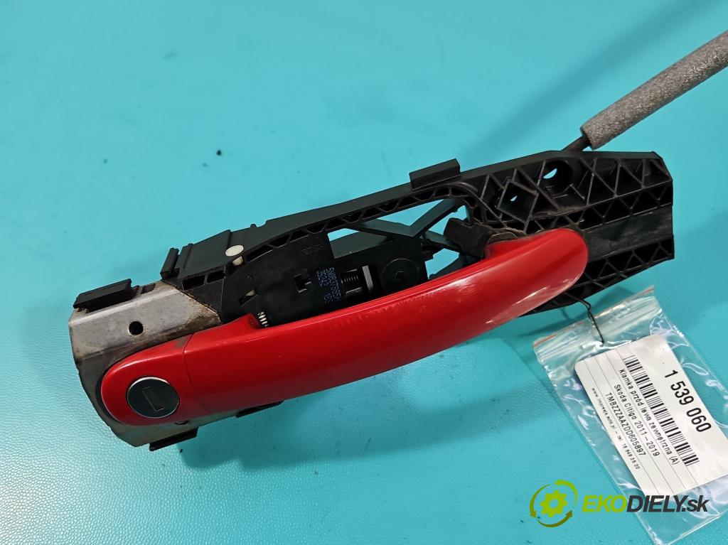 Skoda Citigo 2011-2019 1.0 MPI 60 HP manual 44 kW 999 cm3 5- rukoväť predné ľavé mimo: 5N0837885H (Kľučka dverí vonkajšia predná ľavá)