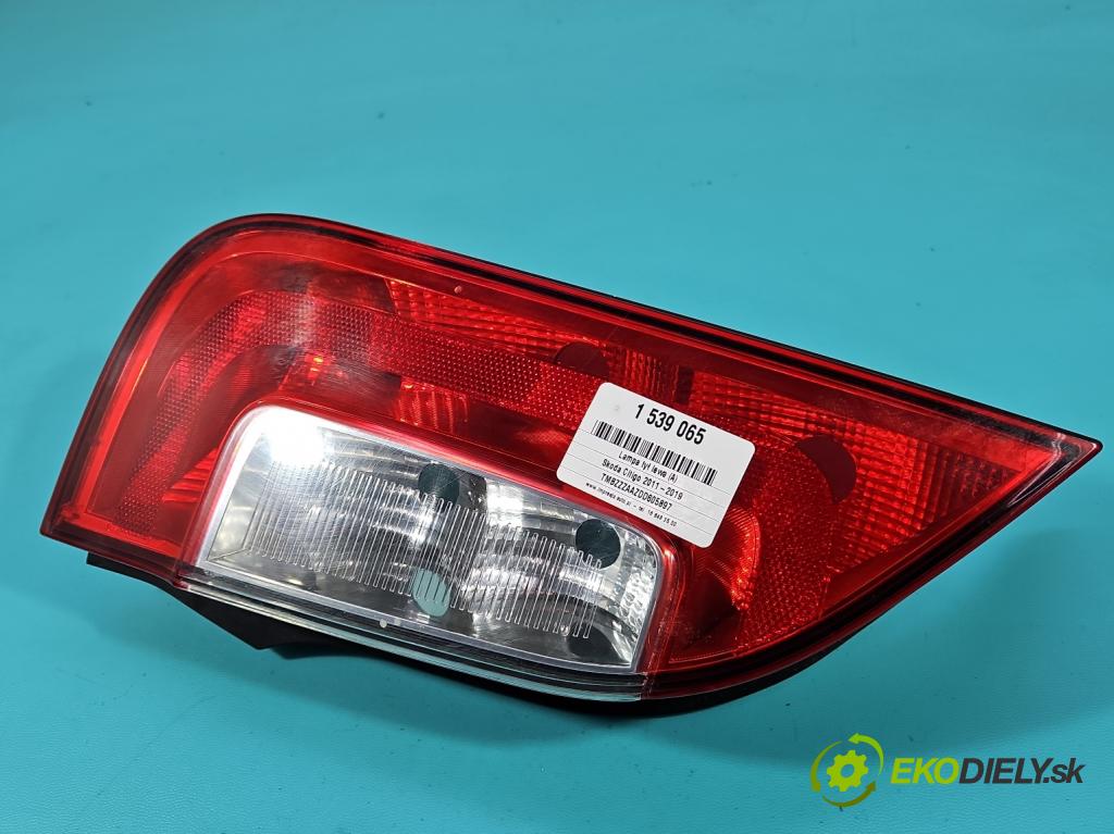 Skoda Citigo 2011-2019 1.0 MPI 60 HP manual 44 kW 999 cm3 5- svetlo / reflektor zadné ľavé 1ST945095C (Kľučka dverí ostatné)