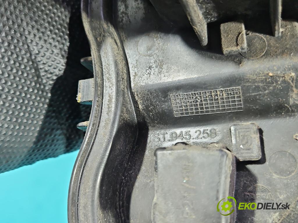 Skoda Citigo 2011-2019 1.0 MPI 60 HP manual 44 kW 999 cm3 5- svetlo / reflektor zadné pravé 1ST945258 (Kľučka dverí ostatné)