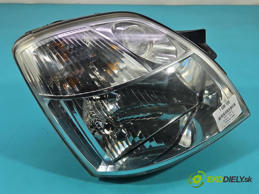 Kia Picanto I 2003-2011 1.1 crdi 75 HP manual 55 kW 1120 cm3 5- Reflektor: pravý  (Svetlo predné pravé)