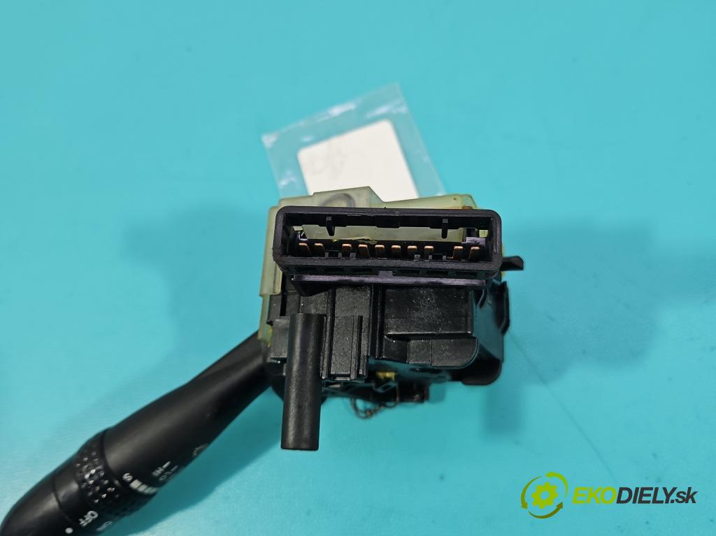 Kia Picanto I 2003-2011 1.1 crdi 75 HP manual 55 kW 1120 cm3 5- prepínač stieračov 75733A (Prepínacie páčky pod volantom)