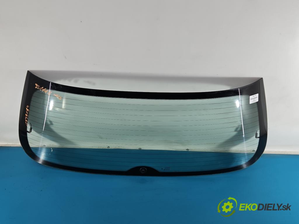 Peugeot 307 1.4 8V 75 hp manual 55 kW 1360 cm3 5- sklo zadní  (Zadní sklo)