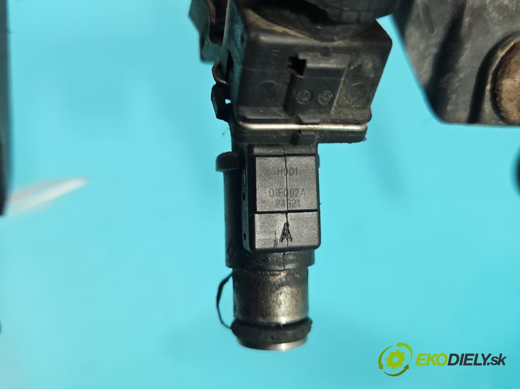 Peugeot 307 1.4 8V 75 HP manual 55 kW 1360 cm3 5- vstrek 01F002A (Vstrekovač paliva)