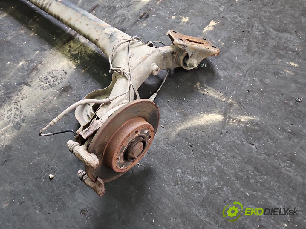 Peugeot 307 1.4 8V 75 hp manual 55 kW 1360 cm3 5- zadní výztuha  (Zadní výztuha)