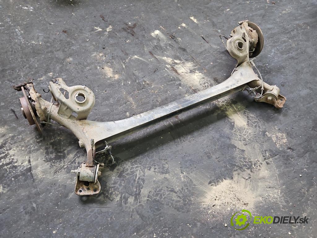 Peugeot 307 1.4 8V 75 hp manual 55 kW 1360 cm3 5- zadní výztuha  (Zadní výztuha)