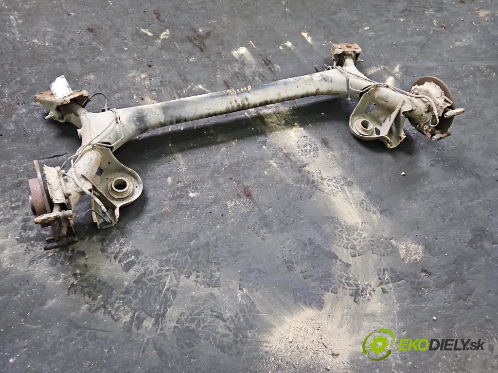 Peugeot 307 1.4 8V 75 hp manual 55 kW 1360 cm3 5- zadní výztuha  (Zadní výztuha)