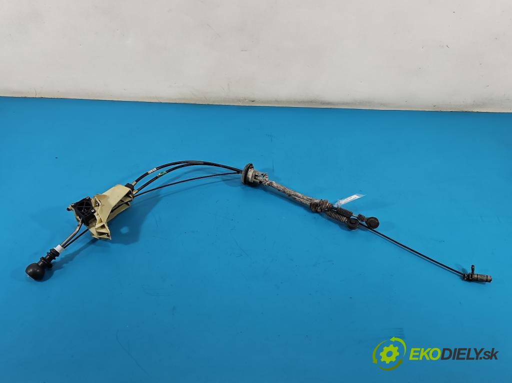 Citroen C8 2002-2014 2.0 hdi 109 HP manual 80 kW 1997 cm3 5- Páka: Změny: stupeň,rýchlosť  (Rýchlostná páka (kulisa))