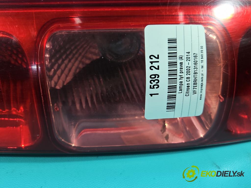 Citroen C8 2002-2014 2.0 hdi 109 HP manual 80 kW 1997 cm3 5- svetlo / reflektor zadné pravé  (Kľučka dverí ostatné)