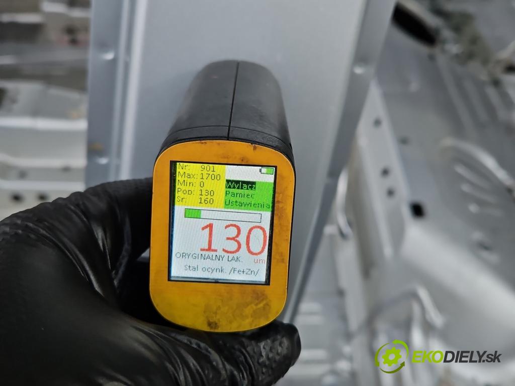 Skoda Scala 2019- 1.0 tsi 114 HP manual 84 kW 999 cm3 5- Práh: ľavý  (Karoséria ostatné)