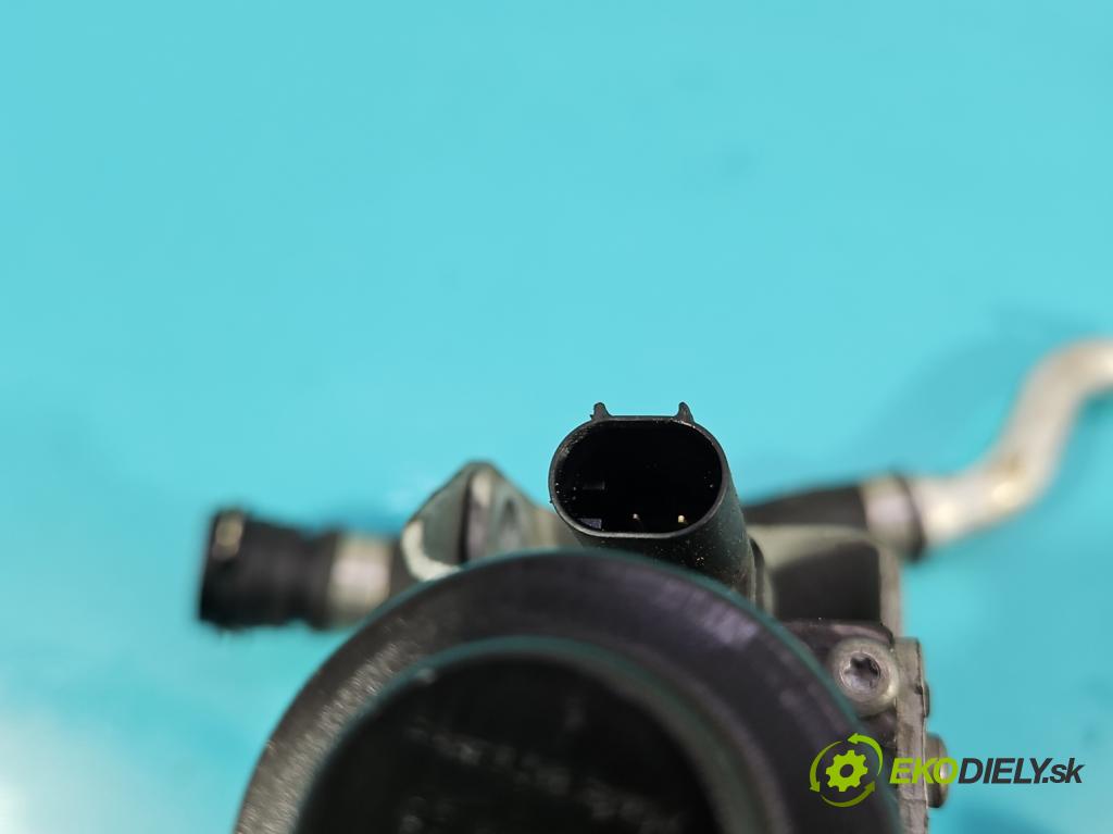 Bmw X5 F15 2013-2018 3.0d 258 HP automatic 190 kW 2993 cm3 5- ventil voda: 8572123