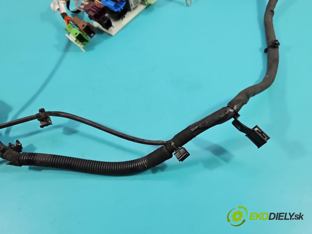 Bmw X5 F15 2013-2018 3.0d 258 hp automatic 190 kW 2993 cm3 5- Balíček: 8581846-01