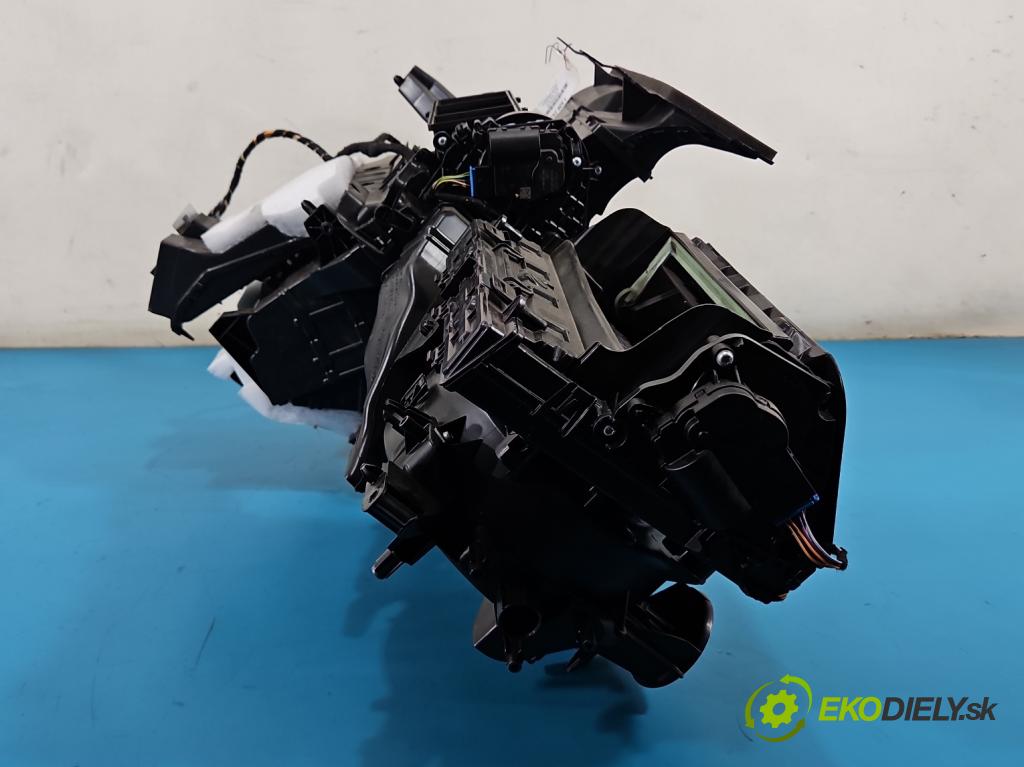 Skoda Scala 2019- 1.0 tsi 114 hp manual 84 kW 999 cm3 5- radiátor 2G1819152A (Radiátor topení)