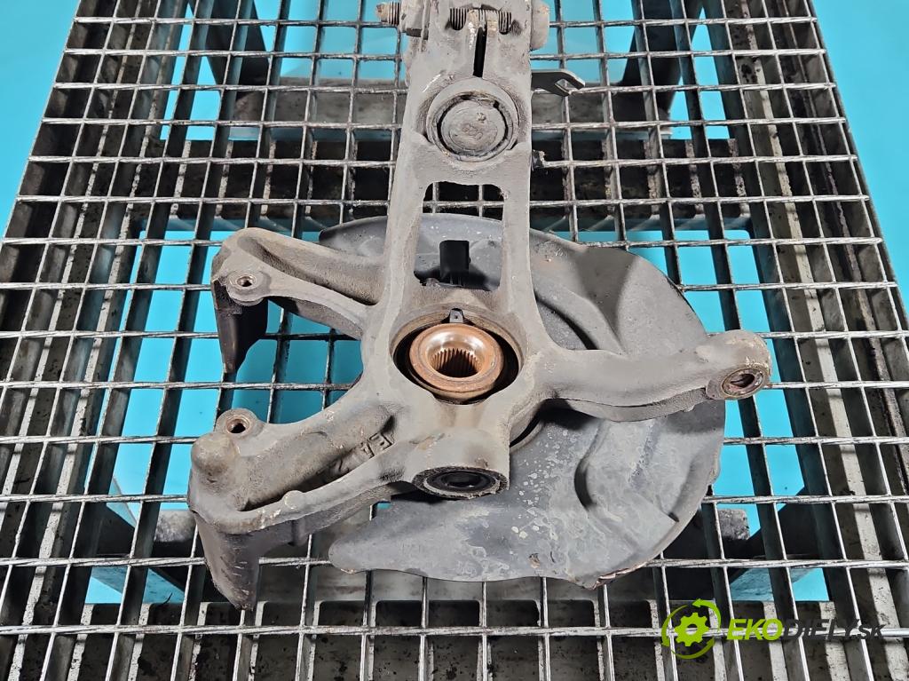 Skoda Scala 2019- 1.0 tsi 114 HP manual 84 kW 999 cm3 5- náboj pravé  (Náboj kolesa)