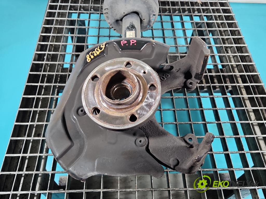 Skoda Scala 2019- 1.0 tsi 114 HP manual 84 kW 999 cm3 5- náboj pravé  (Náboj kolesa)