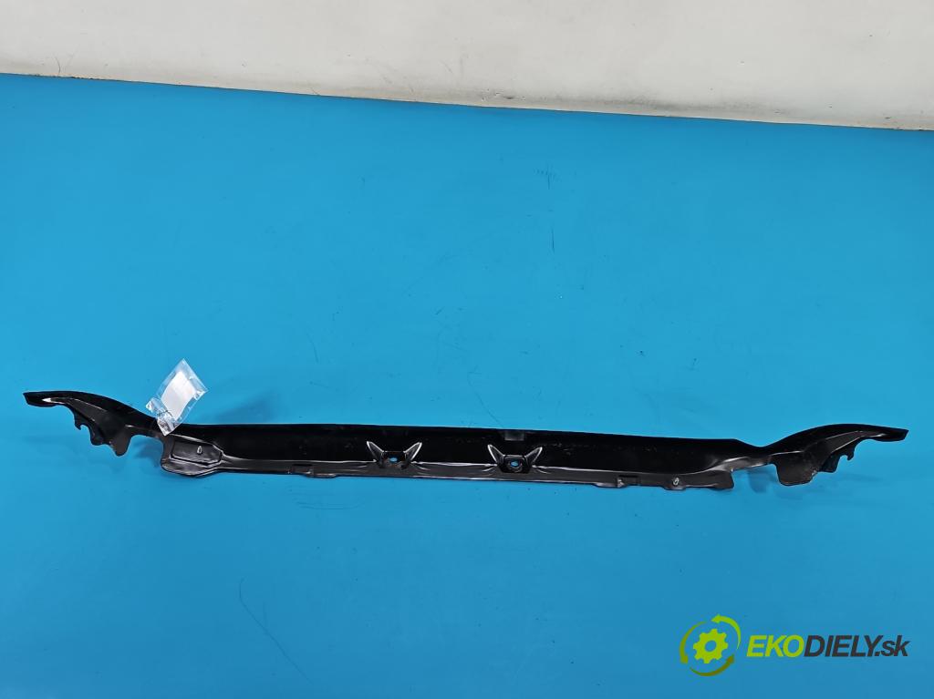 Skoda Scala 2019- 1.0 tsi 114 HP manual 84 kW 999 cm3 5- torpédo 654805275A (Torpédo (plast pod čelným sklom))