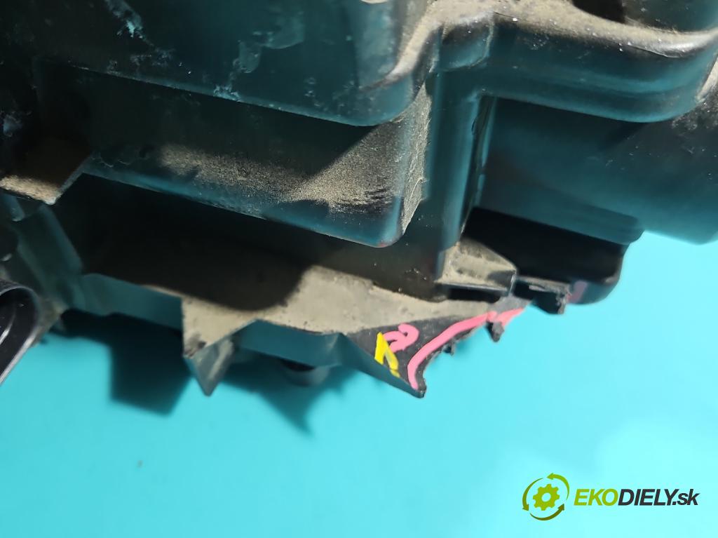 Skoda Scala 2019- 1.0 tsi 114 HP manual 84 kW 999 cm3 5- Reflektor: pravý 657941016 (Svetlo predné pravé)