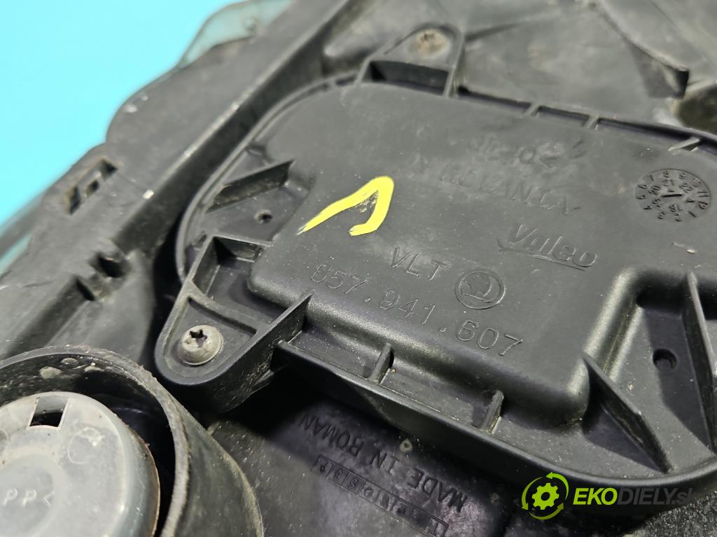 Skoda Scala 2019- 1.0 tsi 114 HP manual 84 kW 999 cm3 5- Reflektor: pravý 657941016 (Svetlo predné pravé)