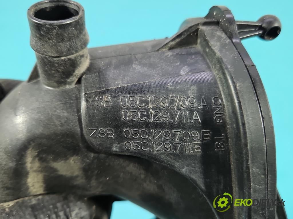 Skoda Scala 2019- 1.0 tsi 114 HP manual 84 kW 999 cm3 5- zvod nasávací 05C129709A (Sacie potrubie)