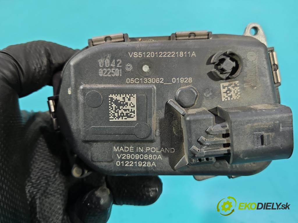 Skoda Scala 2019- 1.0 tsi 114 HP manual 84 kW 999 cm3 5- klapka V29090880A (Škrtiaca klapka)