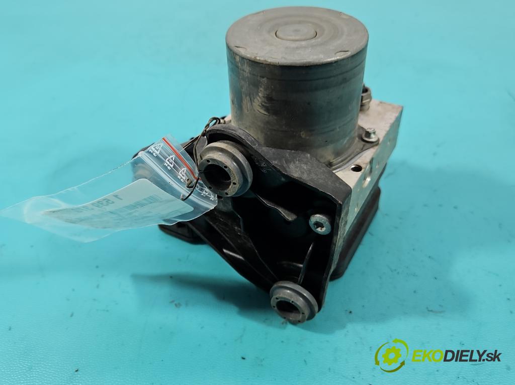 Skoda Scala 2019- 1.0 tsi 114 hp manual 84 kW 999 cm3 5- čerpadlo abs 2Q0614517AP (Pumpa ABS)