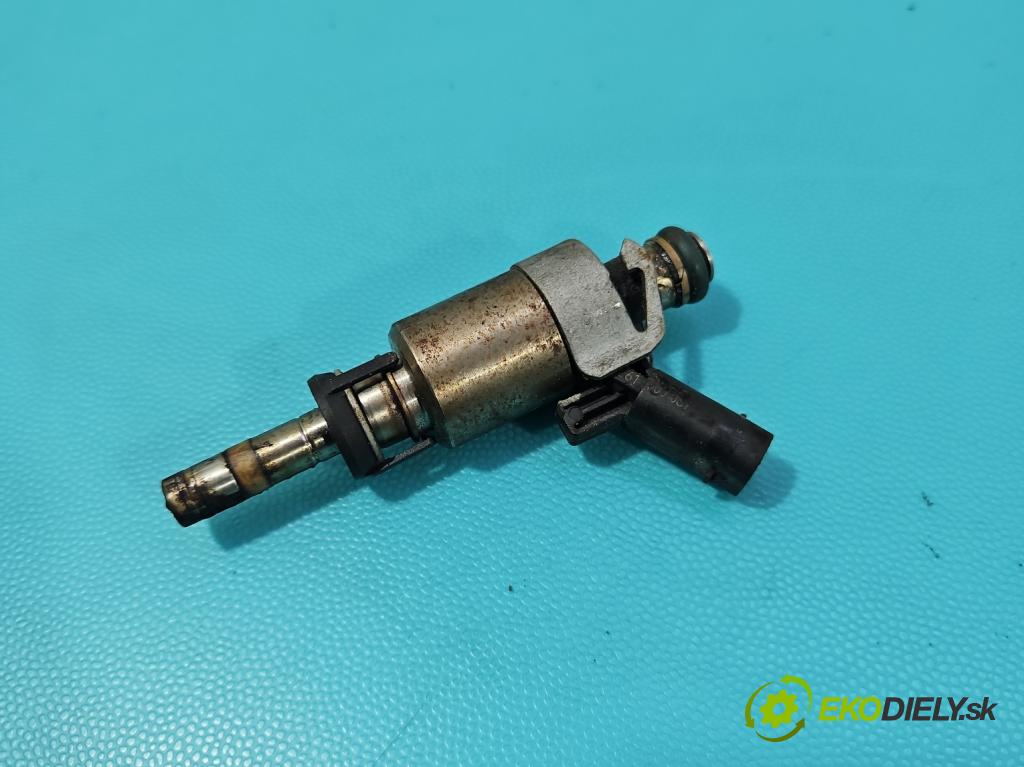 Audi Q5 2008-2016 2.0 TFSI 224 hp automatic 165 kW 1984 cm3 5- vstřikovač 0261500087 (Vstřikovač paliva)