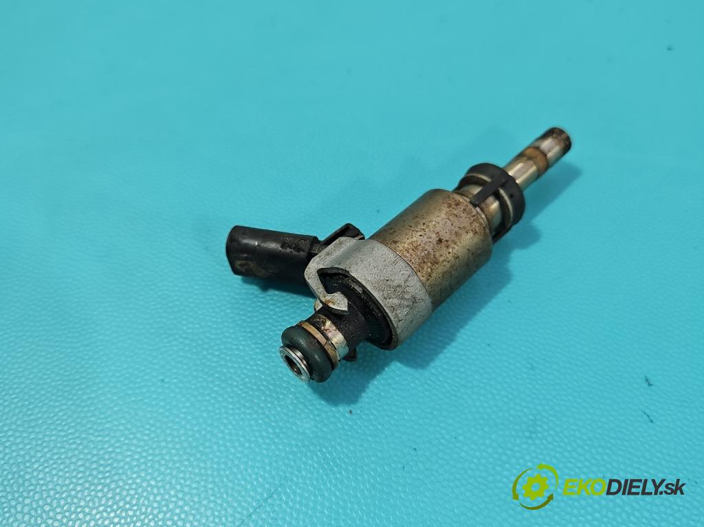 Audi Q5 2008-2016 2.0 TFSI 224 hp automatic 165 kW 1984 cm3 5- vstřikovač 0261500087 (Vstřikovač paliva)