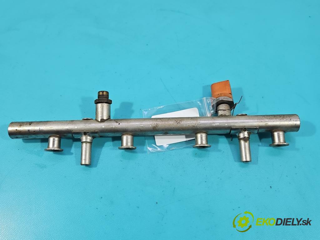 Audi Q5 2008-2016 2.0 TFSI 224hp automatic 165 kW 1984 cm3 5- lišta vstrekovacia 06H133317C (Vstrekovacia lišta)