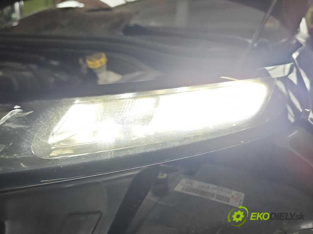Citroen C4 Cactus 2014-2020 1.6 hdi 92 hp automatic 68 kW 1560 cm3 5- Světlo provozu denně levé 9800910780