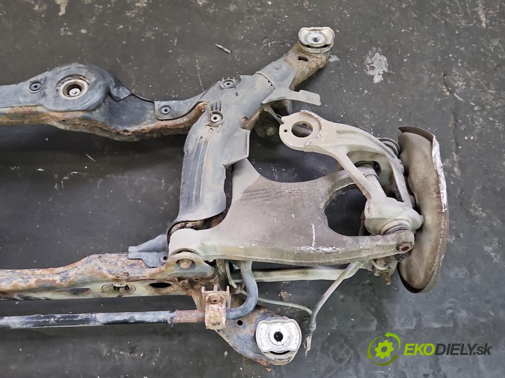 Audi Q5 2008-2016 2.0 TFSI 224hp automatic 165 kW 1984 cm3 5- zadna výstuha  (Výstuha zadná)