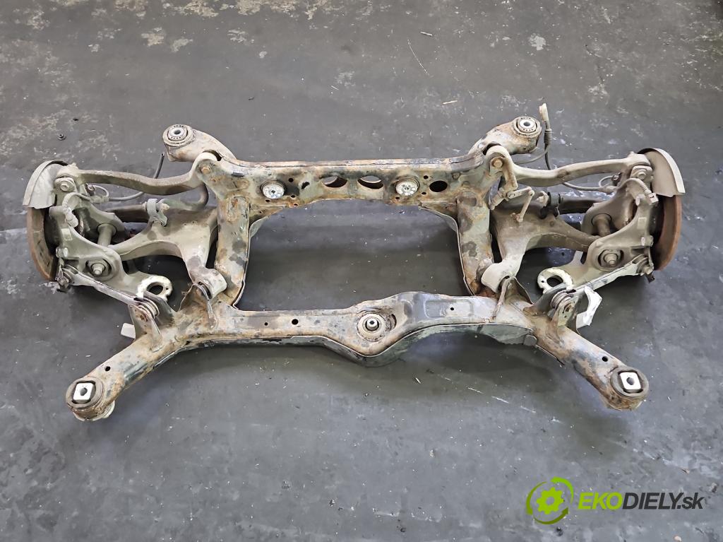 Audi Q5 2008-2016 2.0 TFSI 224 hp automatic 165 kW 1984 cm3 5- zadní výztuha  (Zadní výztuha)