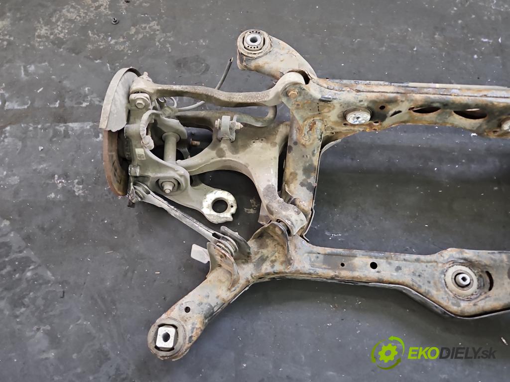 Audi Q5 2008-2016 2.0 TFSI 224hp automatic 165 kW 1984 cm3 5- zadna výstuha  (Výstuha zadná)