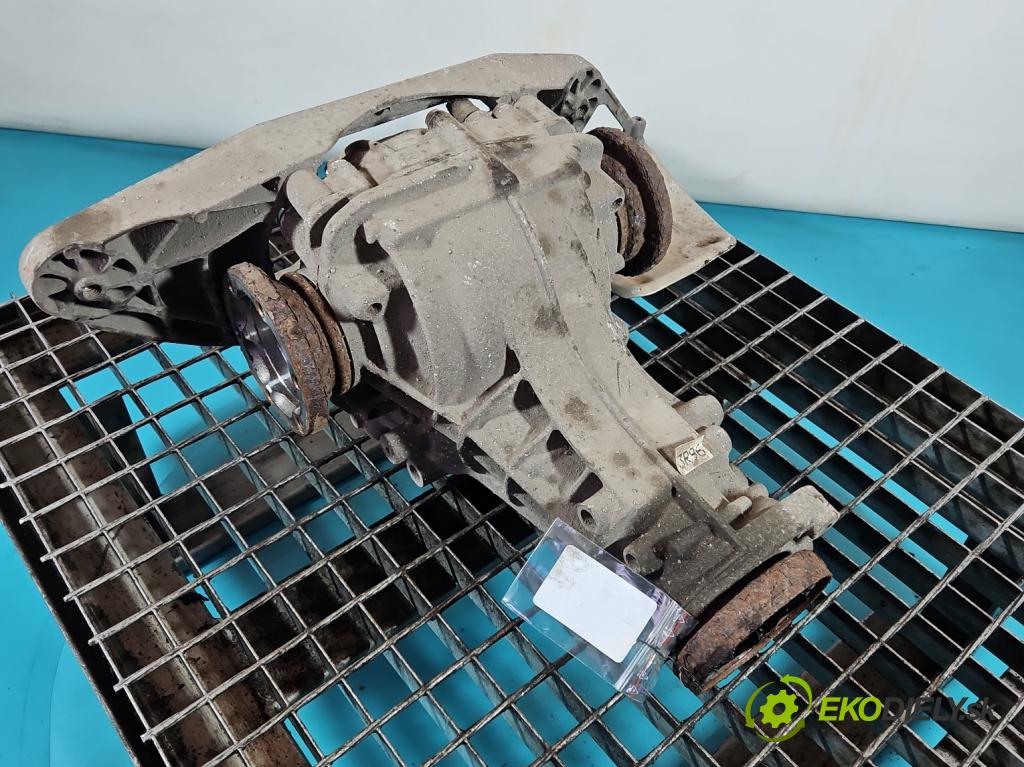 Audi Q5 2008-2016 2.0 TFSI 224hp automatic 165 kW 1984 cm3 5- Most: zadní: KHR