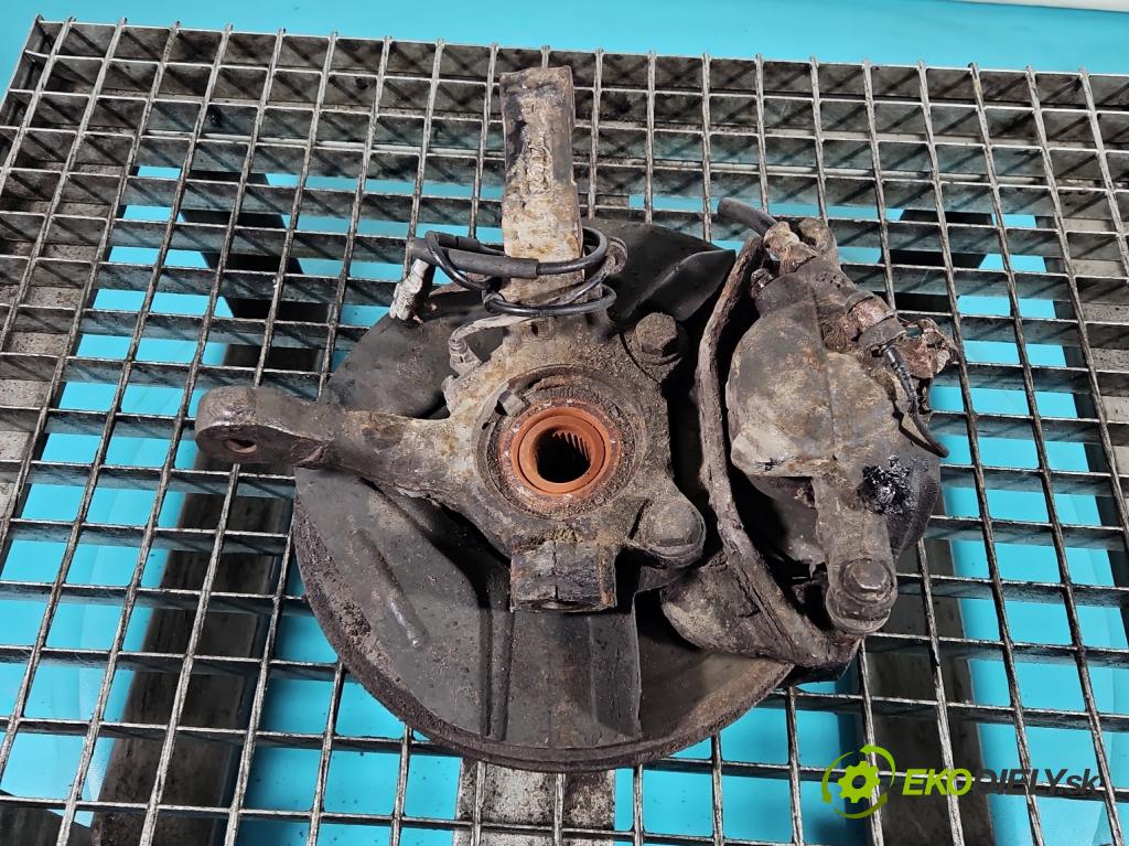 Citroen C8 2002-2014 2.0 hdi 109 HP manual 80 kW 1997 cm3 5- náboj pravé  (Náboj kolesa)