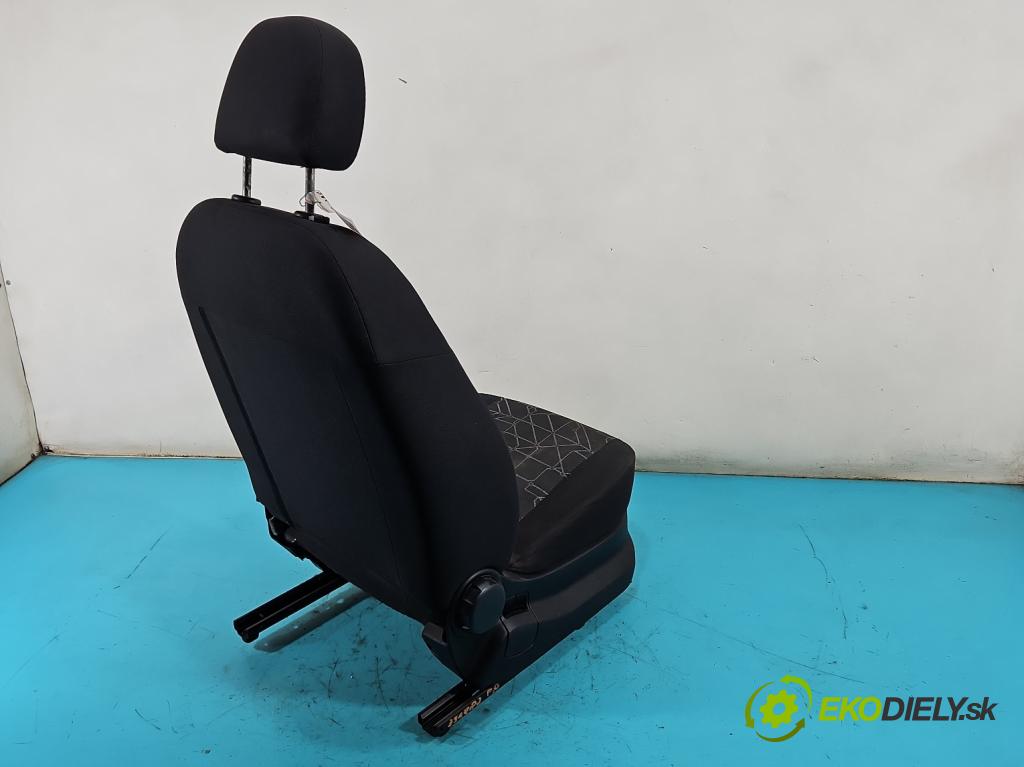 Fiat Fiorino III 2007- 1.3 jtd 75 HP manual 55 kW 1248 cm3 5- Sedačka pravý  (Sedadlo)