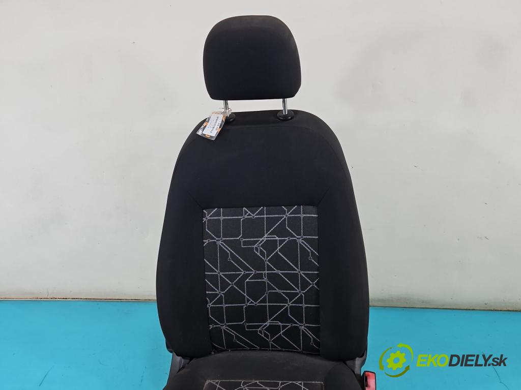 Fiat Fiorino III 2007- 1.3 jtd 75 HP manual 55 kW 1248 cm3 5- Sedačka pravý  (Sedadlo)