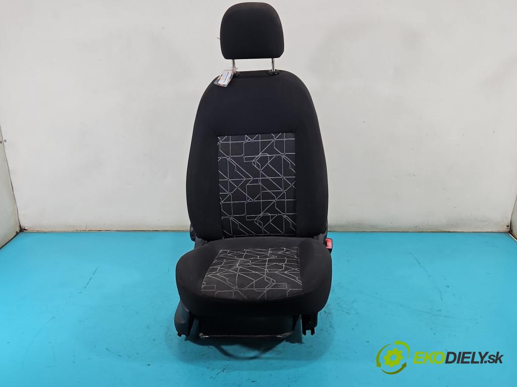 Fiat Fiorino III 2007- 1.3 jtd 75 HP manual 55 kW 1248 cm3 5- Sedačka pravý  (Sedadlo)